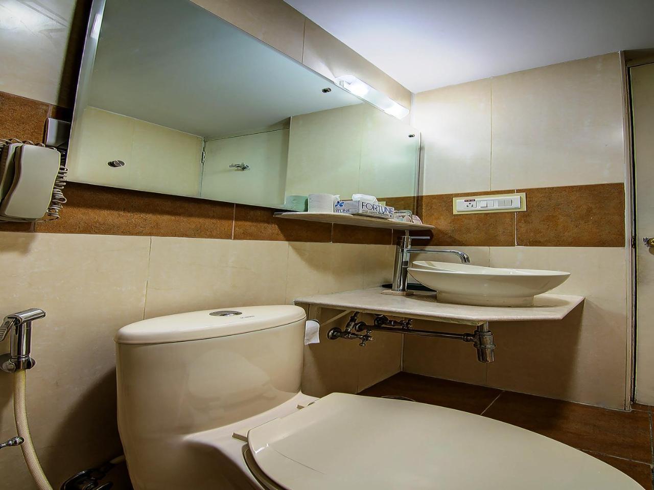 Sai Vishram Business Hotel Kammasandra Luaran gambar