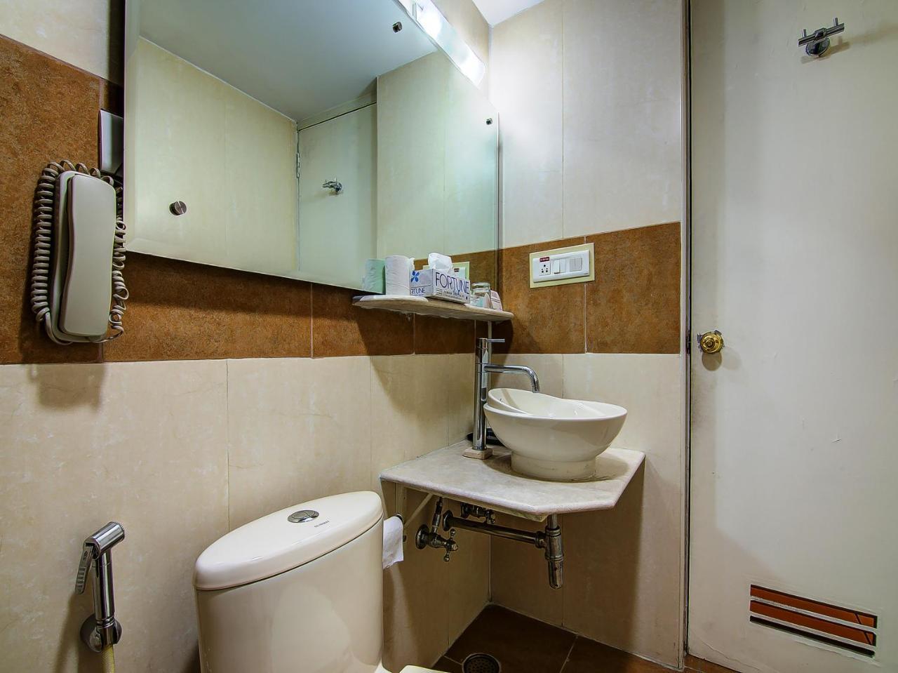 Sai Vishram Business Hotel Kammasandra Luaran gambar