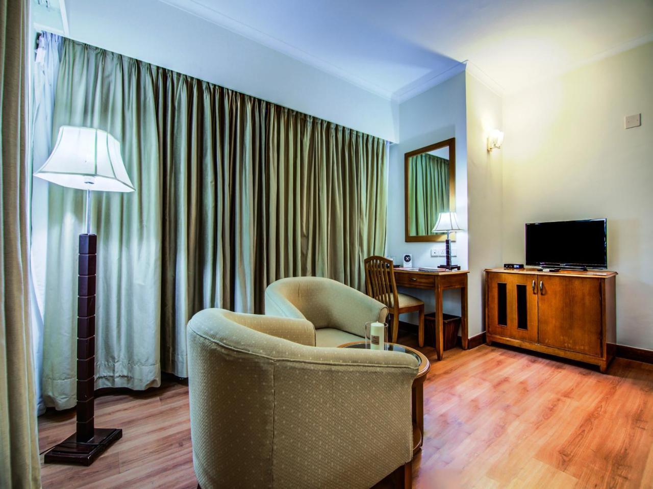 Sai Vishram Business Hotel Kammasandra Luaran gambar